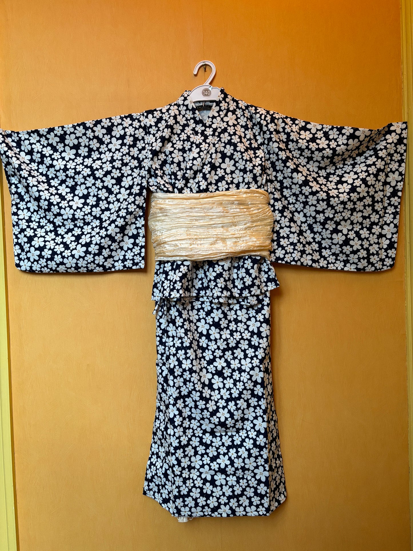9~10 ans ★ Robe yukata fille – Ensemble 3 pièces : robe, veste kimono et ceinture 🎀