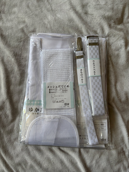 Komono, accessoires de maintien du kimono ou yukata