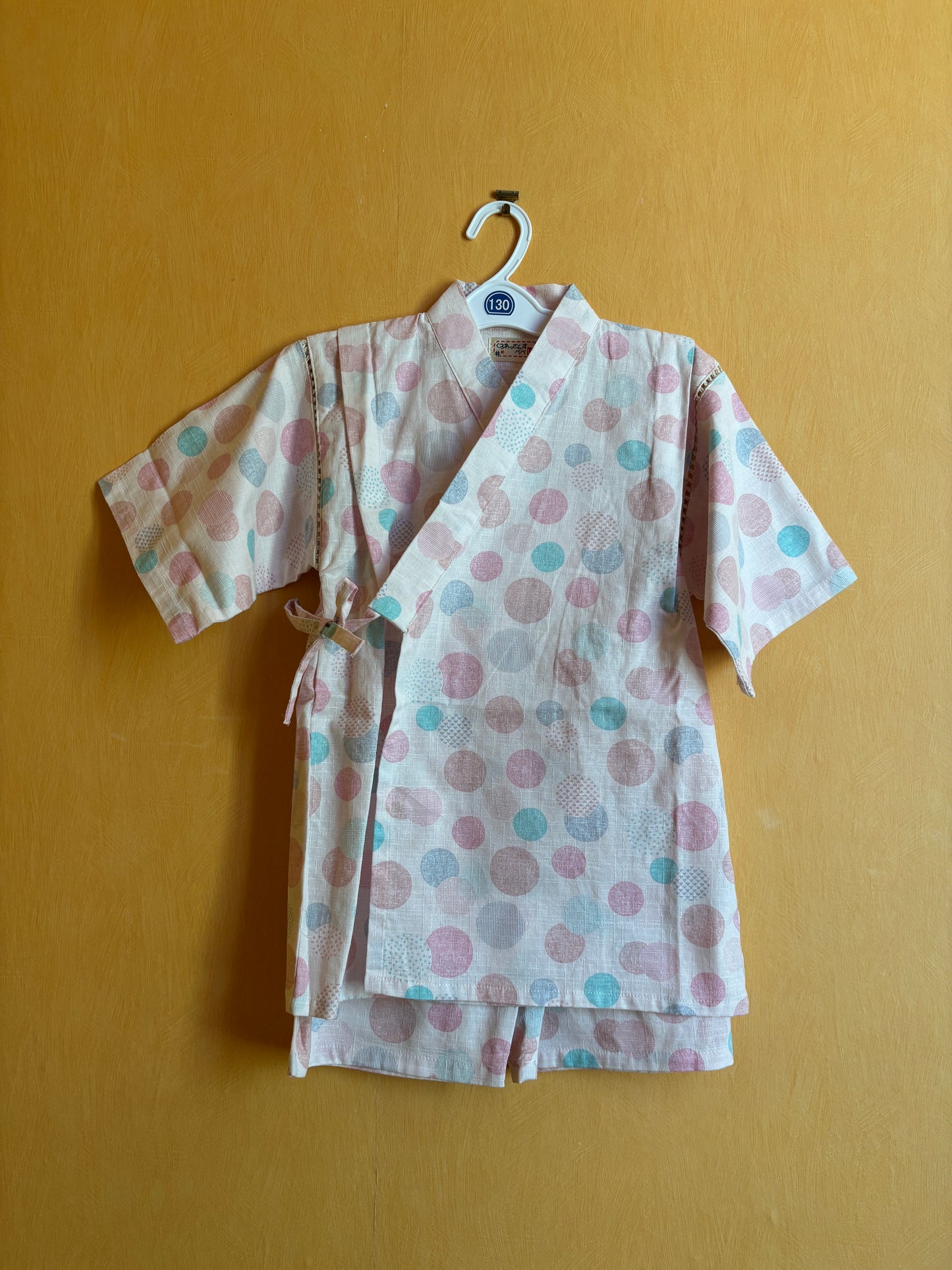 jinbei style pyjama, motifs géométrique bleu et rose, fille